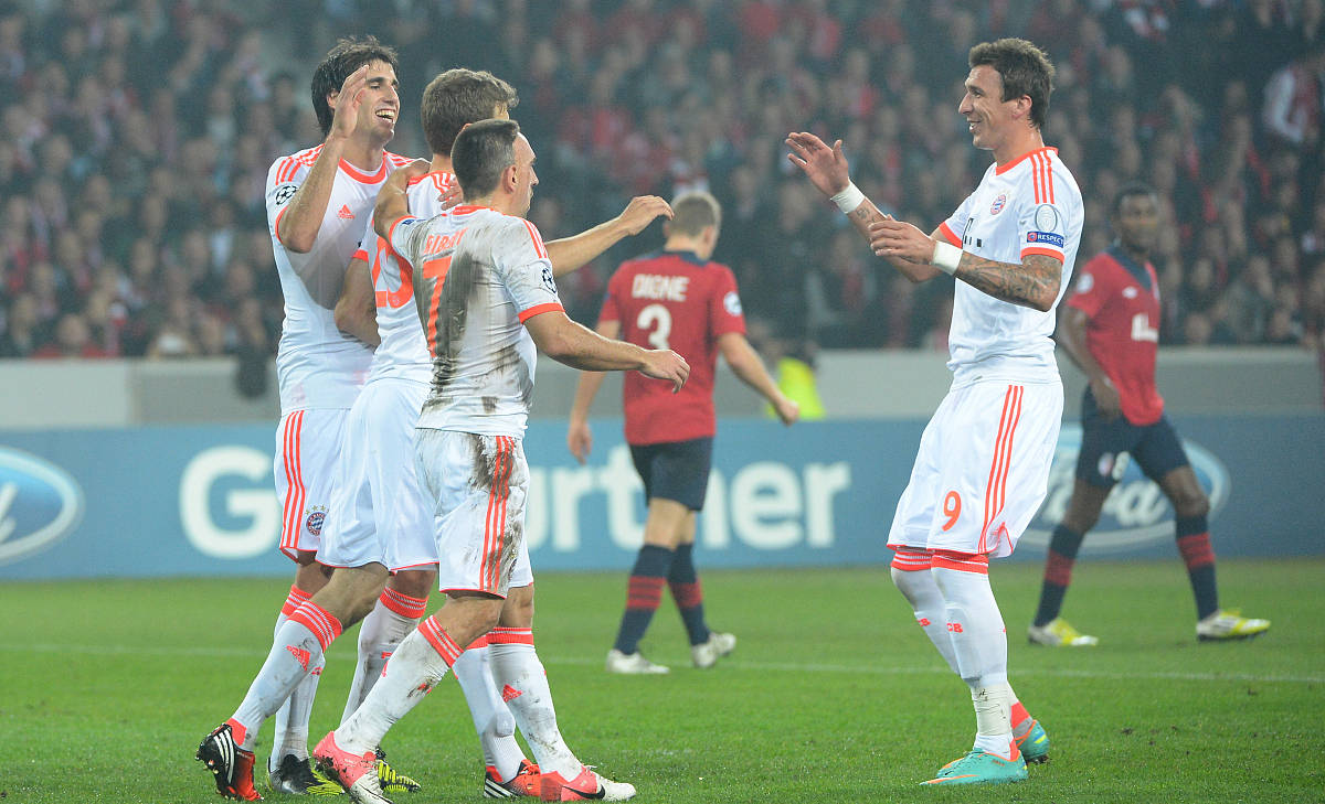 里尔客场力克波尔多，成功上演逆转战，掌声雷动的简单介绍