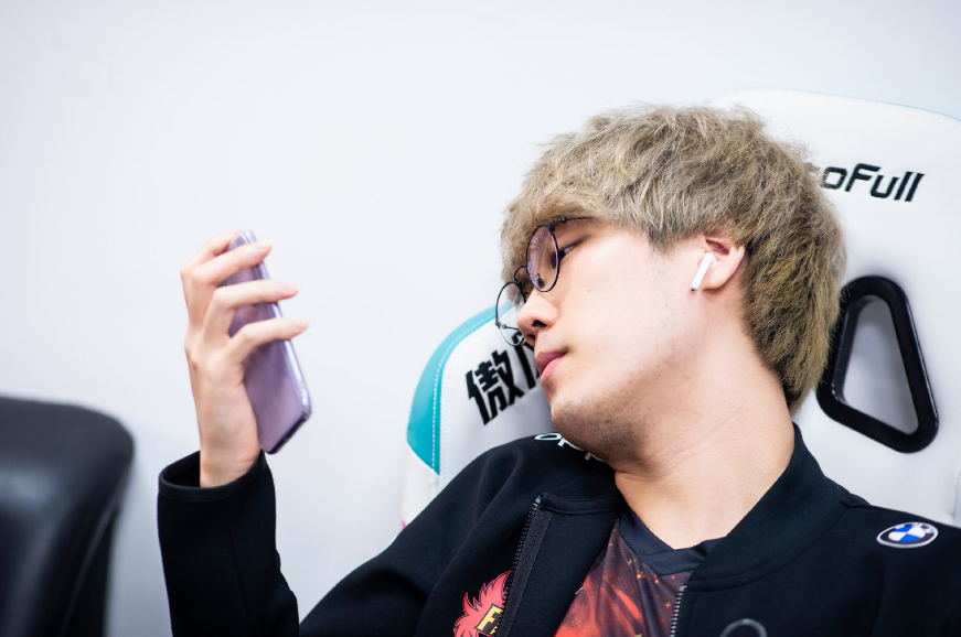 NS险胜GEN,Ming团战一打五强强对话半决赛,技惊四座的简单介绍 NS险胜GEN,Ming团战一打五强强对话半决赛,技惊四座的简单介绍