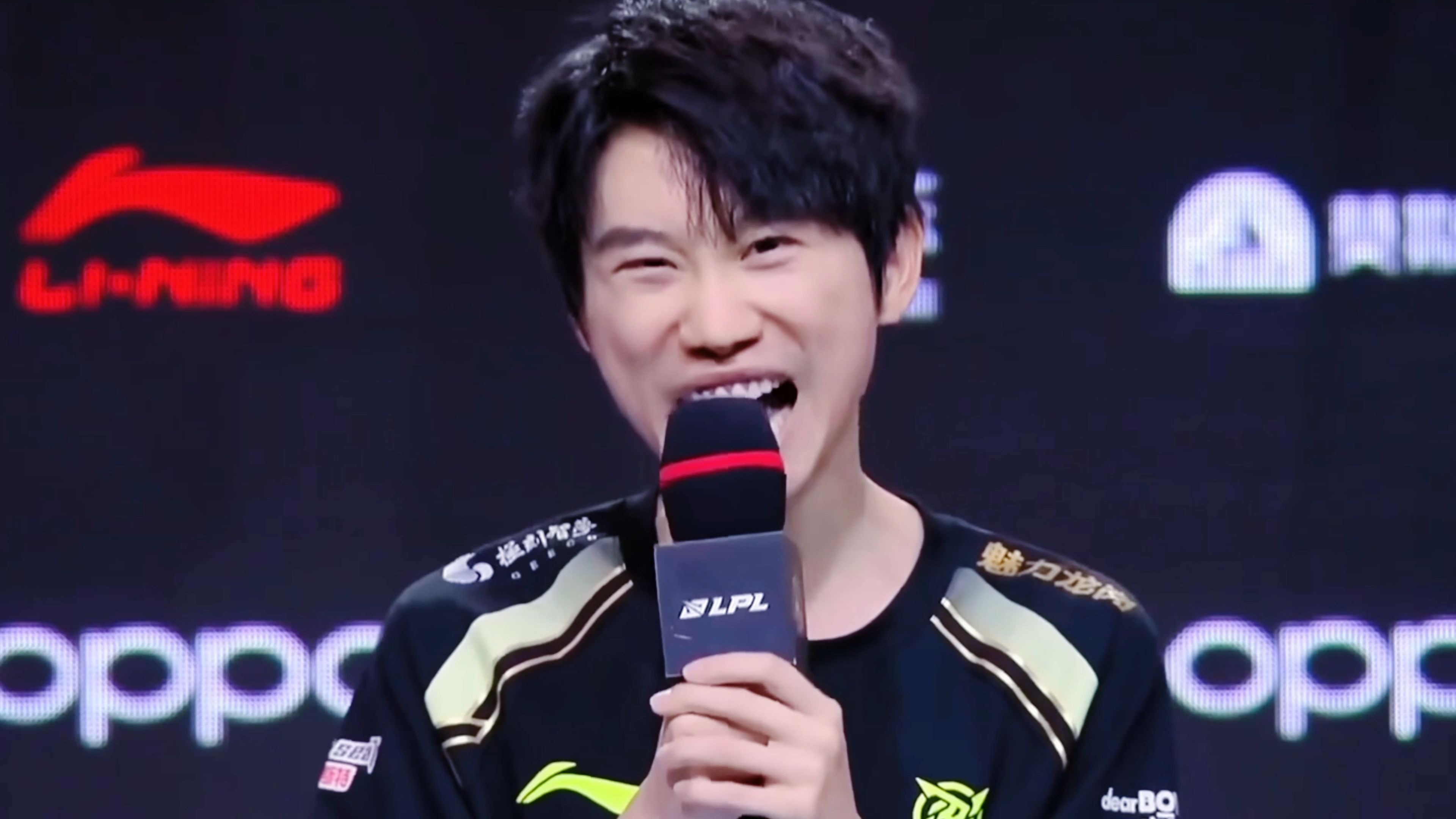 关于TES绝杀RNG，Doinb操刀奇招英雄翻盘顶尖较量入围赛，让粉丝疯狂欢呼的信息