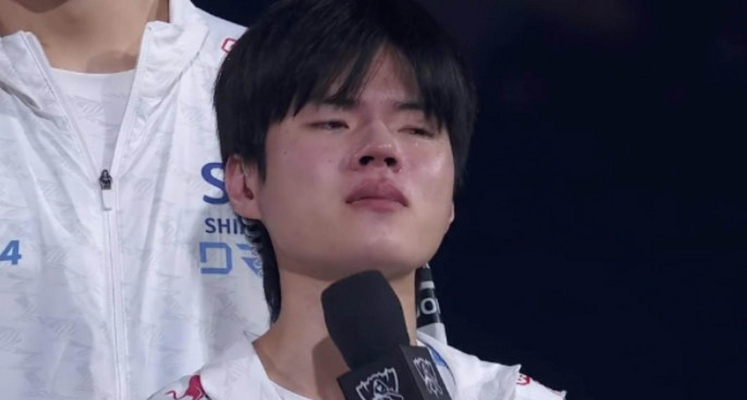 CLG横扫DRX，Deft拿下关键大龙激烈交锋入围赛，点燃全场激情