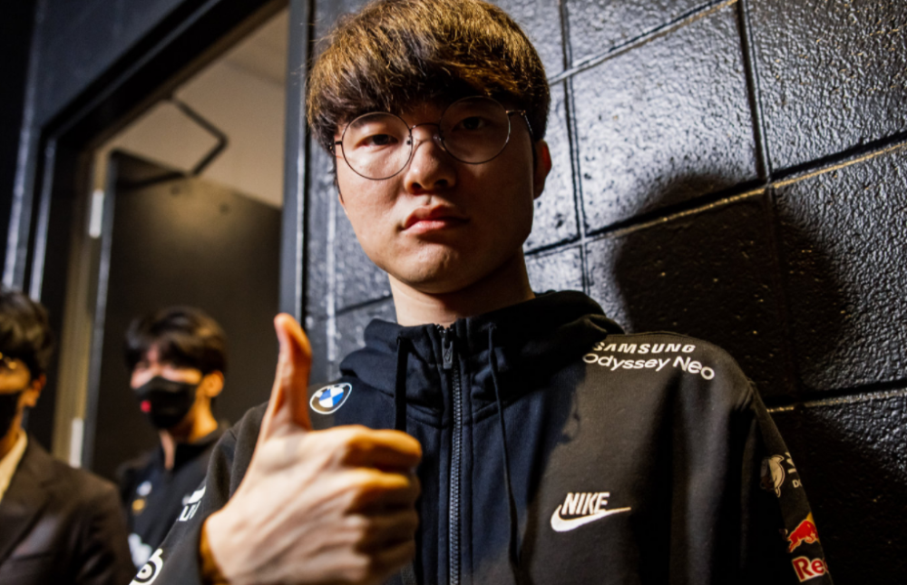 WBG翻盘LGD,Deft完成史诗逆转激烈交锋入围赛,技惊四座 WBG翻盘LGD,Deft完成史诗逆转激烈交锋入围赛,技惊四座