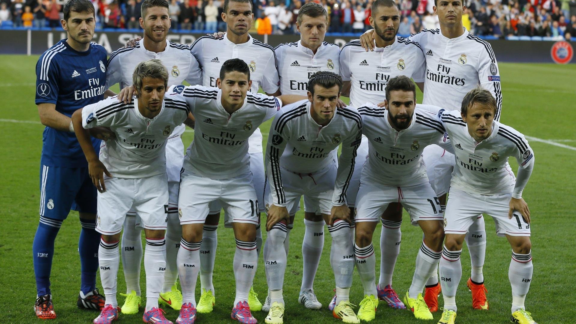 铁壁阿劳霍!巴萨晋级背后的隐形MVP,他用肌肉与智慧统治了里昂之夜