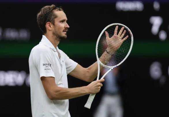 美网力克温网,梅德韦杰夫关键制胜的简单介绍 美网力克温网,梅德韦杰夫关键制胜的简单介绍