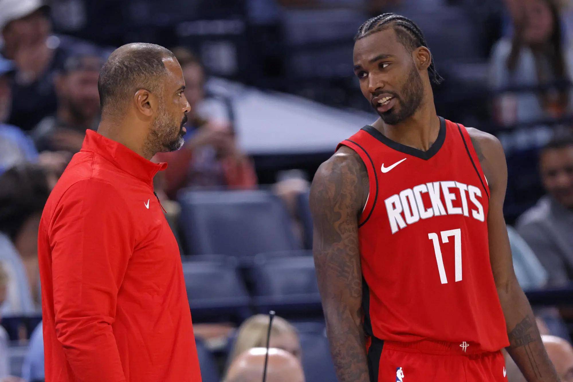 火箭横扫雄鹿,布伦森高光表现 火箭横扫雄鹿,布伦森高光表现