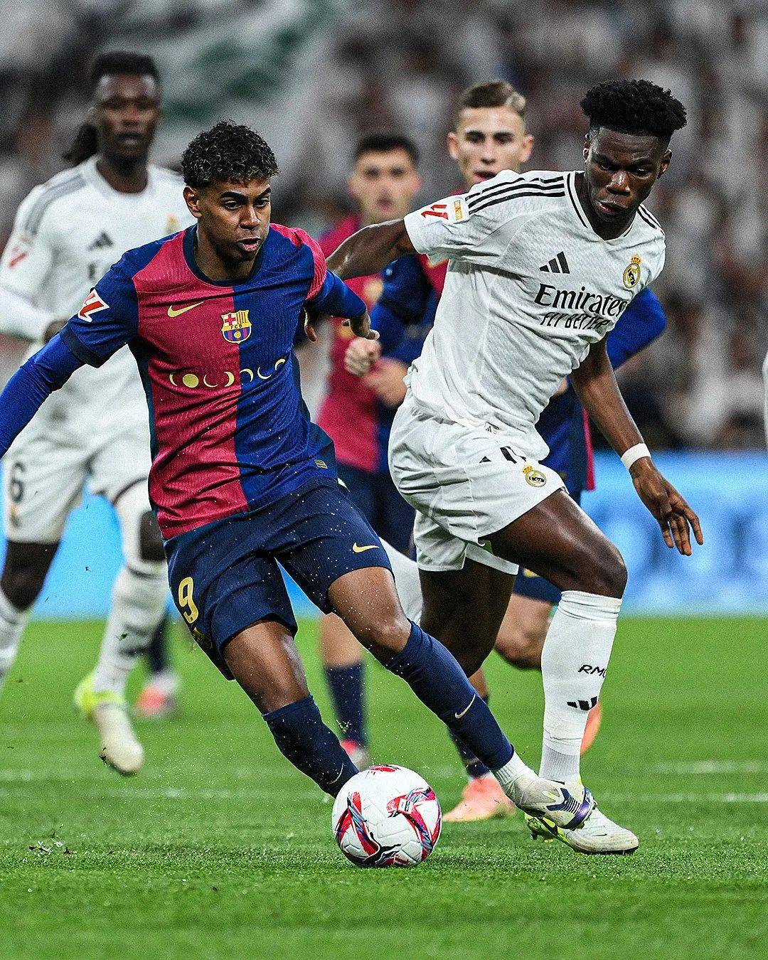 包含巴萨鏖战德国，哈弗茨关键制胜的词条