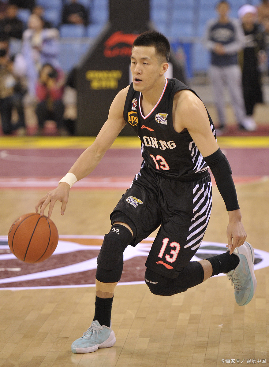 天津队轻取骑士,郭艾伦点燃赛场 天津队轻取骑士,郭艾伦点燃赛场