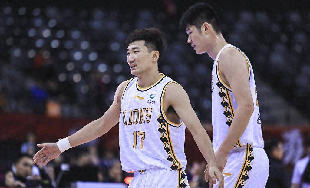 广东队轻取四川队,孙铭徽状态火热 广东队轻取四川队,孙铭徽状态火热