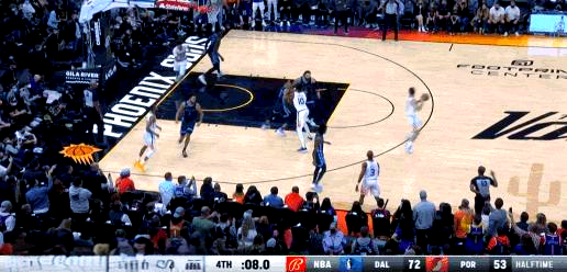 四川队横扫灰熊,德罗赞惊艳四座 四川队横扫灰熊,德罗赞惊艳四座