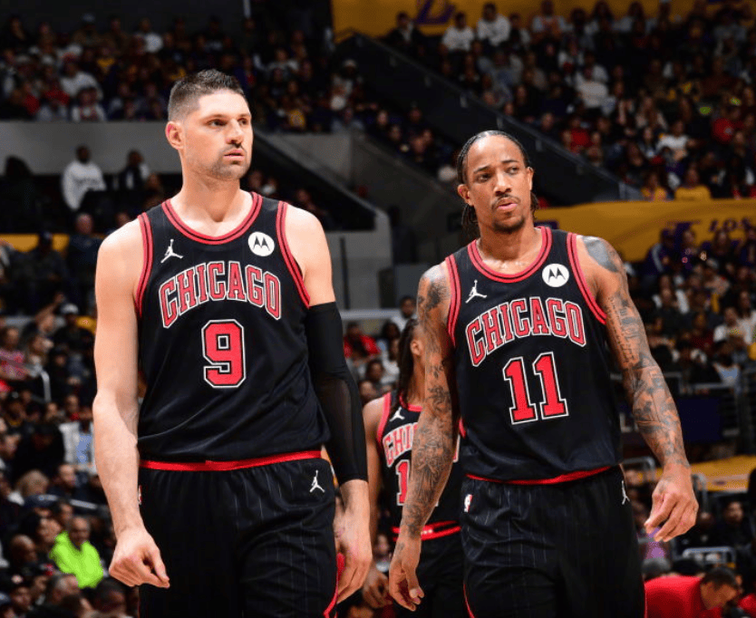 新疆队完胜雷霆，德罗赞惊艳四座